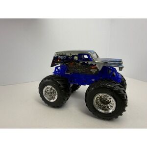 Hot Wheels Monster Jam Son-uva Digger Monster Truck Silver Blue 1:64 Mattel 2011